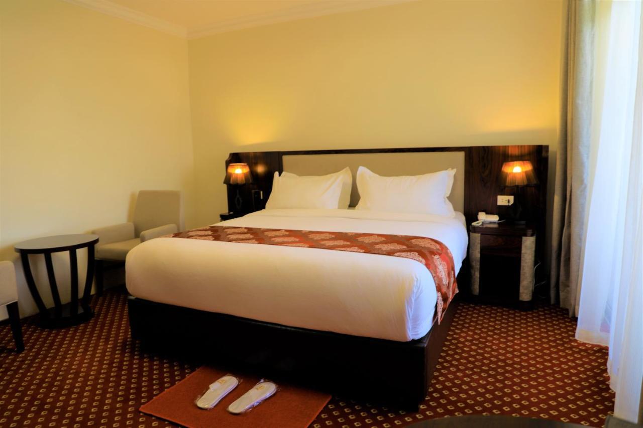Tewodros Belay International Hotel Lege T'afo Luaran gambar