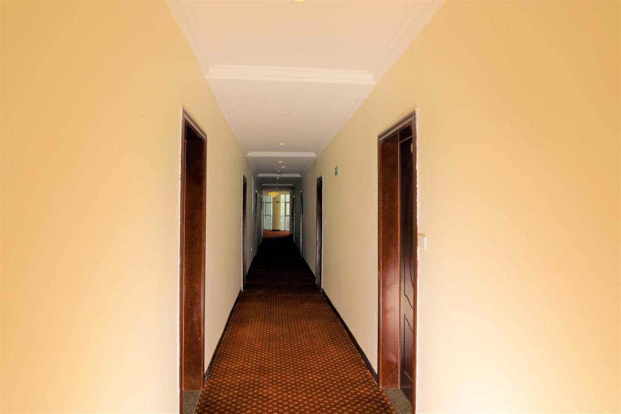 Tewodros Belay International Hotel Lege T'afo Luaran gambar